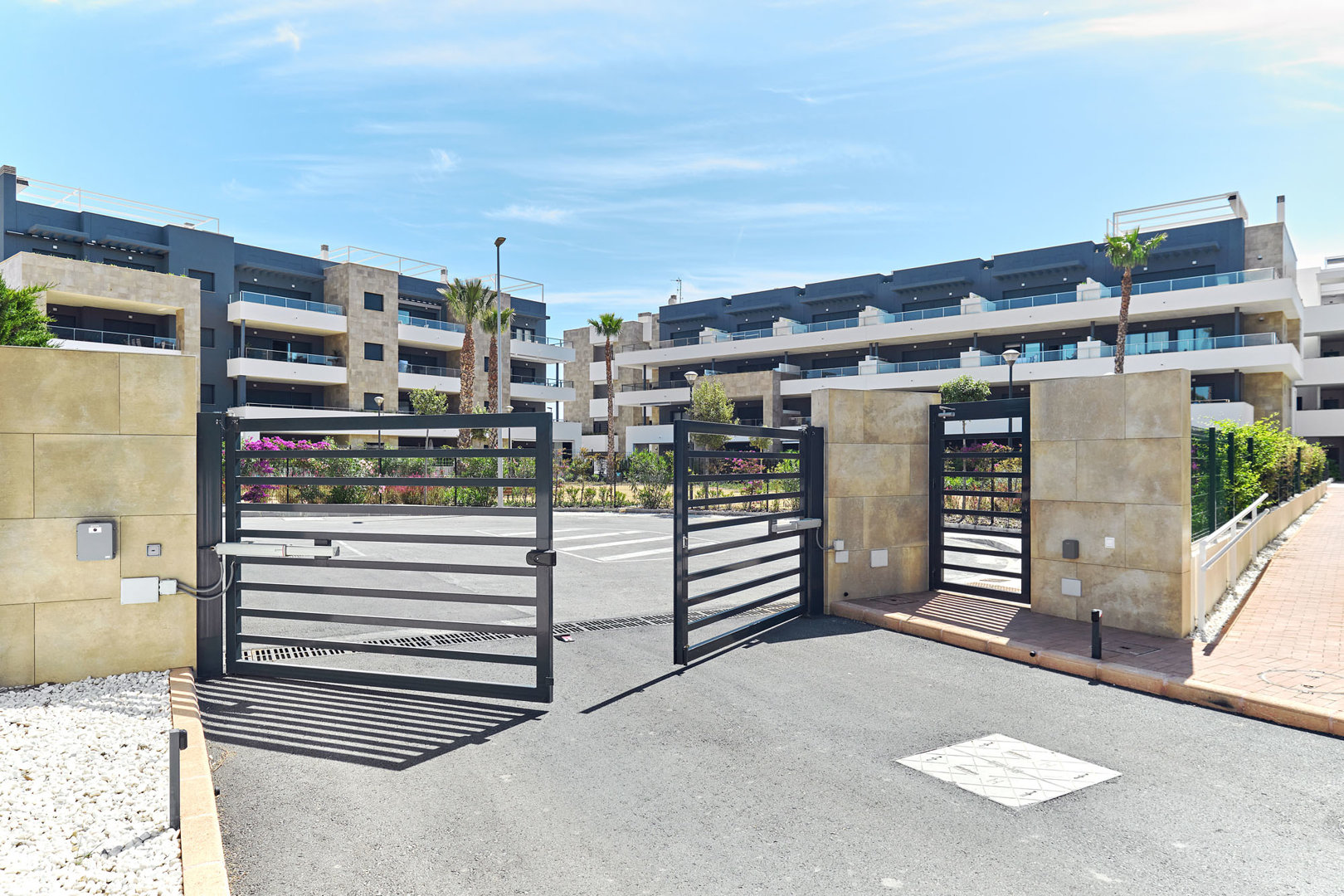 APARTMENT ELEGANCE - in a 5 star holiday complex 