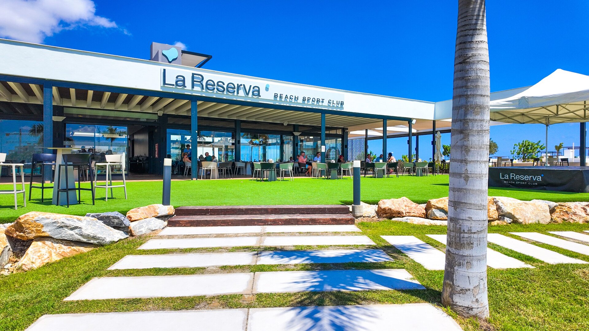 Villa Lakeside Rosalia - con piscina privada climatizada