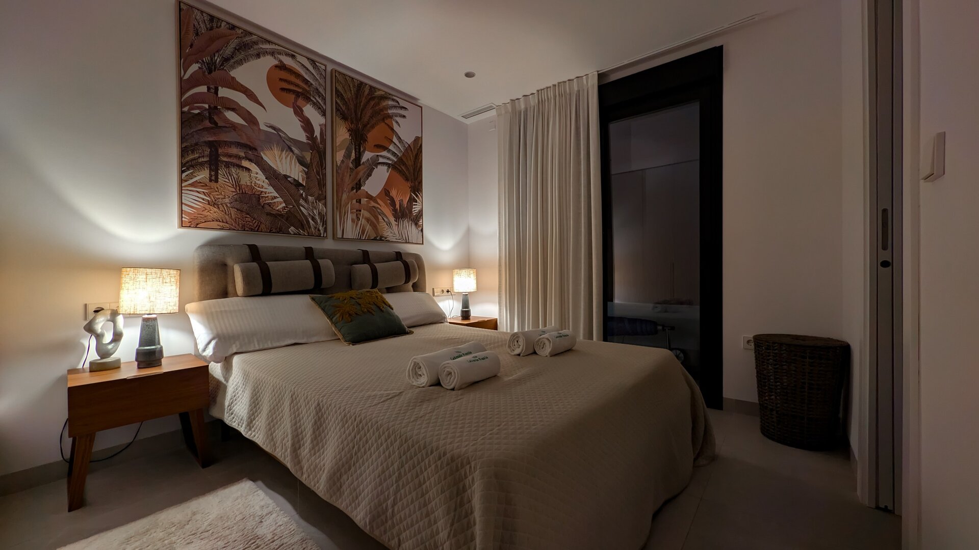 Villa Lakeside Rosalia - con piscina privada climatizada