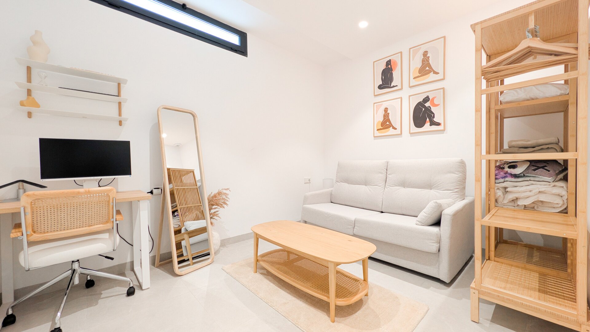 Villa Lakeside Rosalia - con piscina privada climatizada