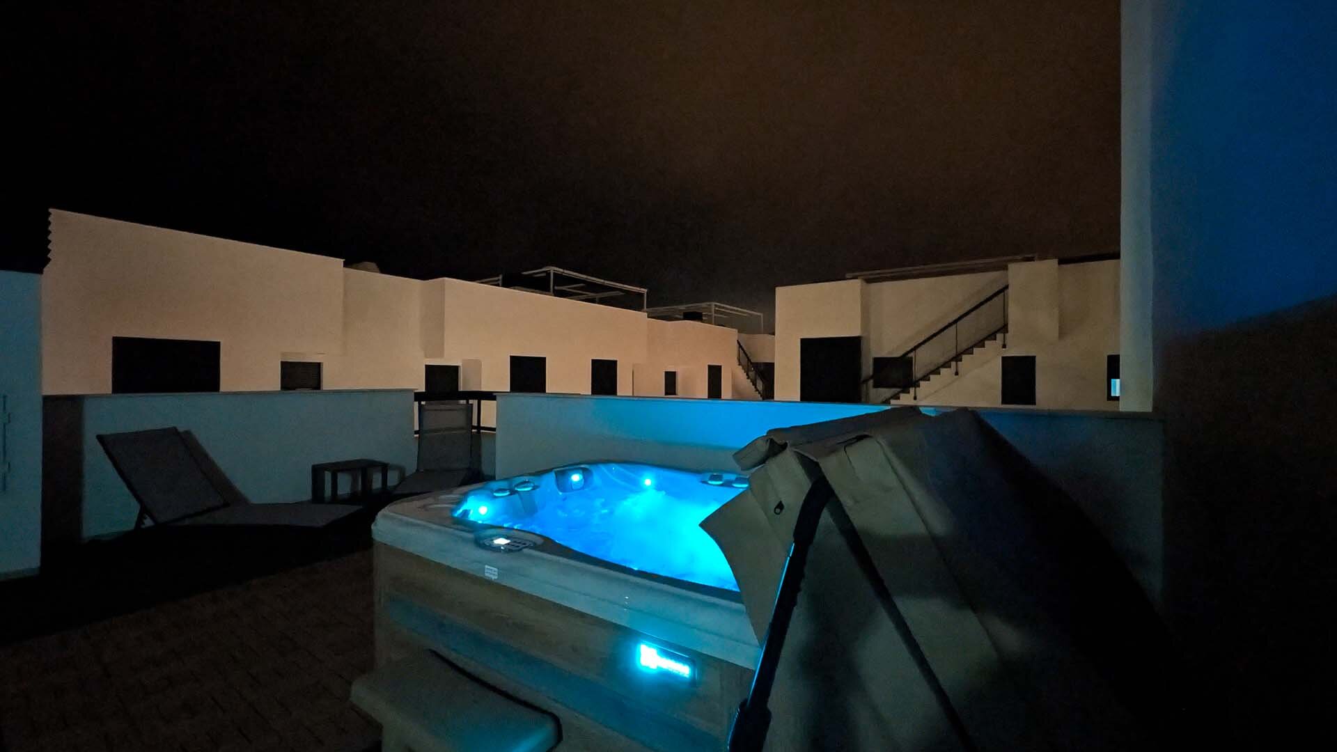 APPARTEMENT DREAM MOMENTS – AVEC JACUZZI SUR UNE TERRASSE ENSOLEILLÉE