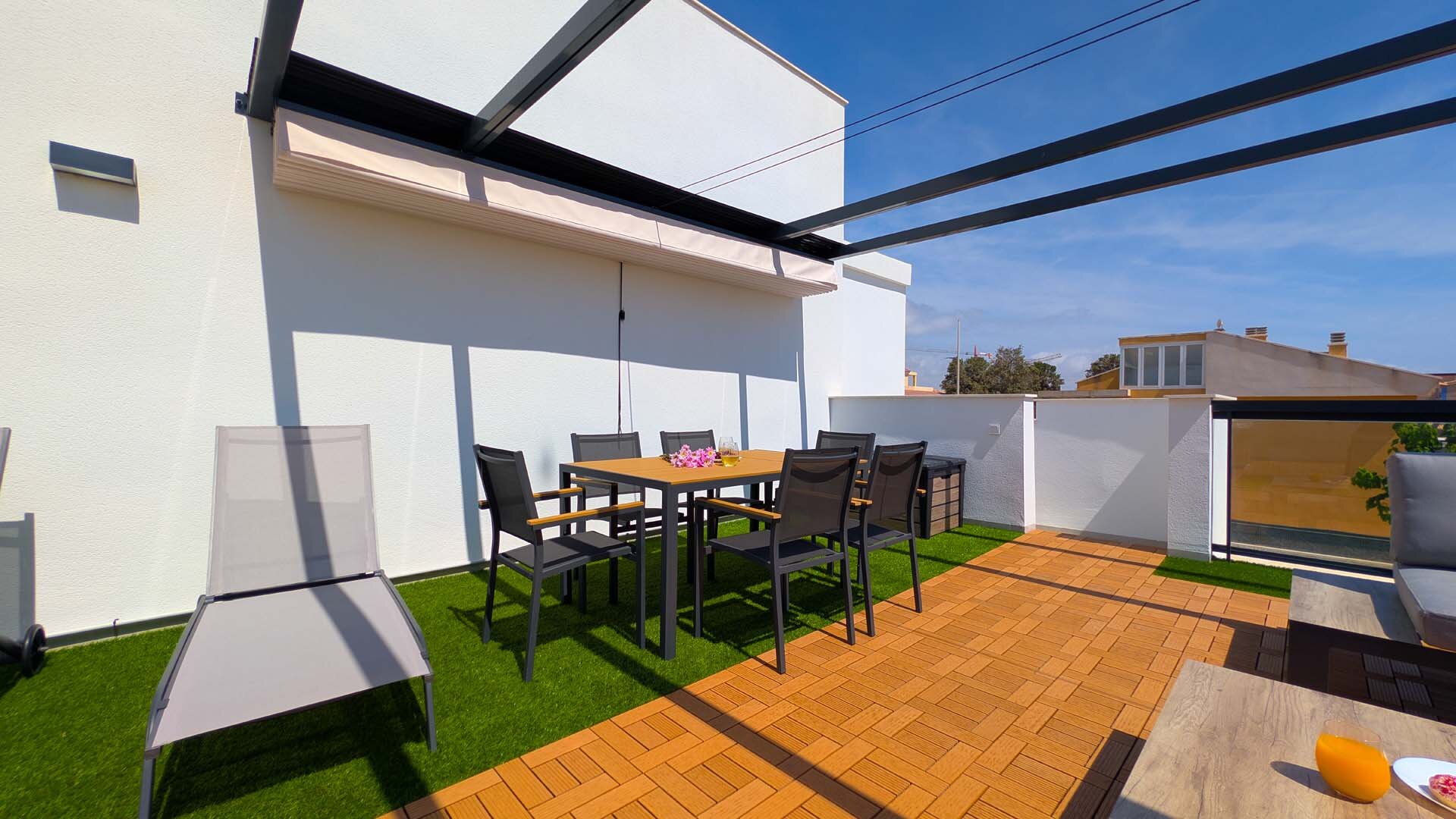 APPARTEMENT DREAM MOMENTS – AVEC JACUZZI SUR UNE TERRASSE ENSOLEILLÉE