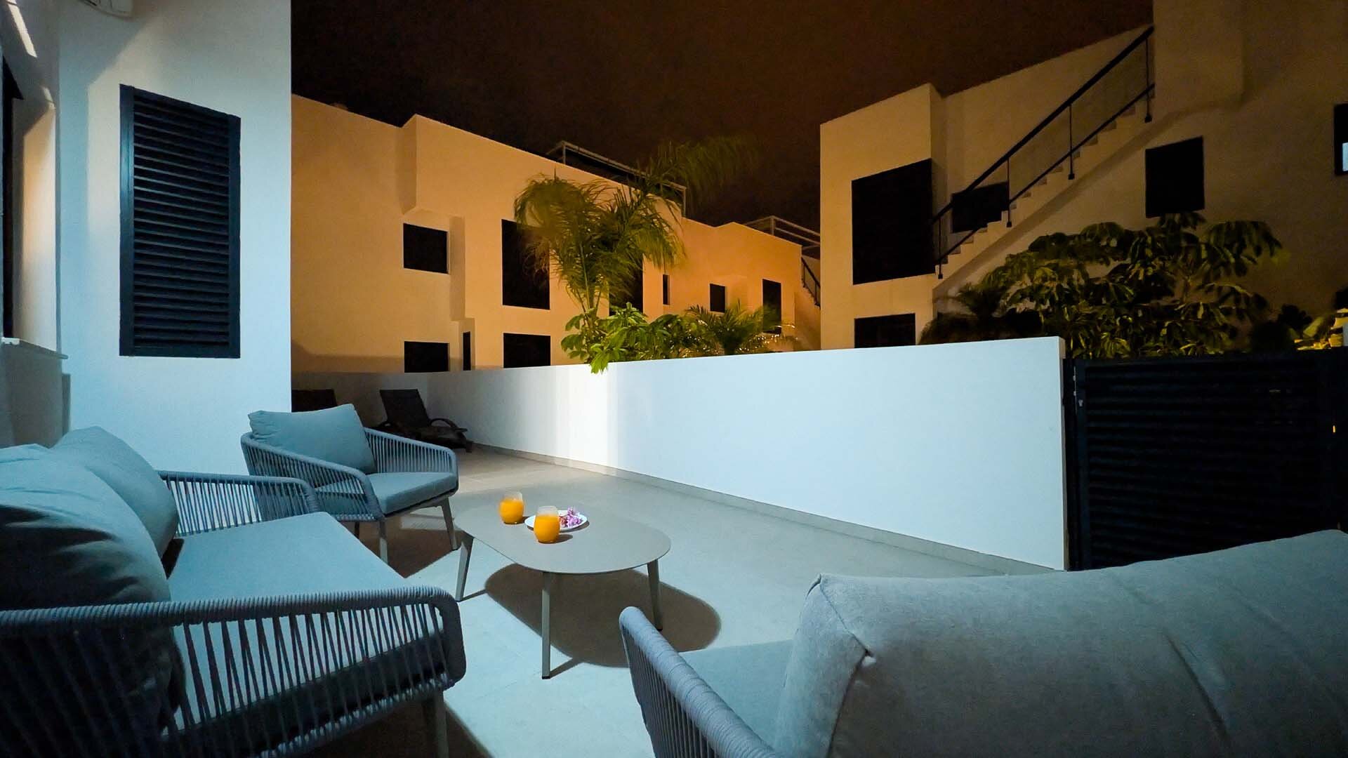 APPARTEMENT DREAM MOMENTS – AVEC JACUZZI SUR UNE TERRASSE ENSOLEILLÉE