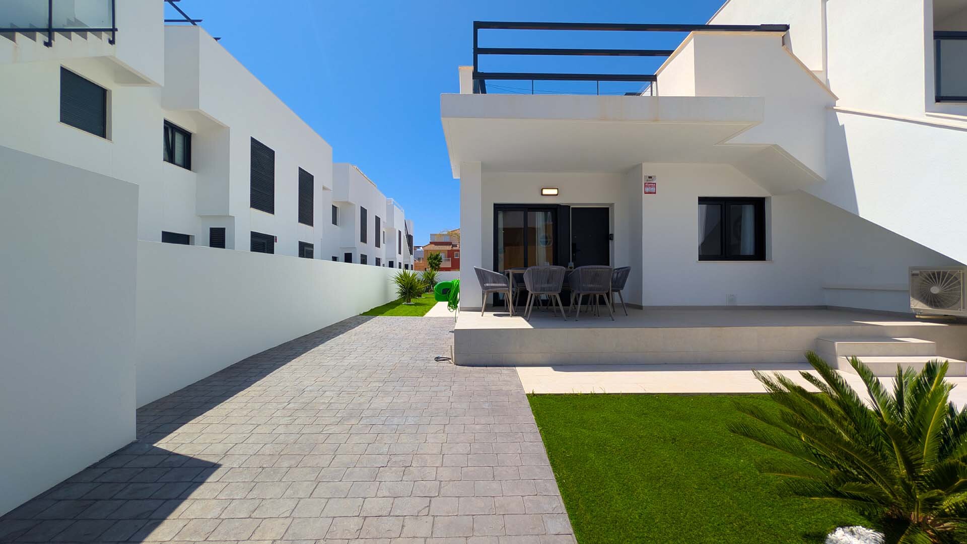 APPARTEMENT DREAM MOMENTS – AVEC JACUZZI SUR UNE TERRASSE ENSOLEILLÉE