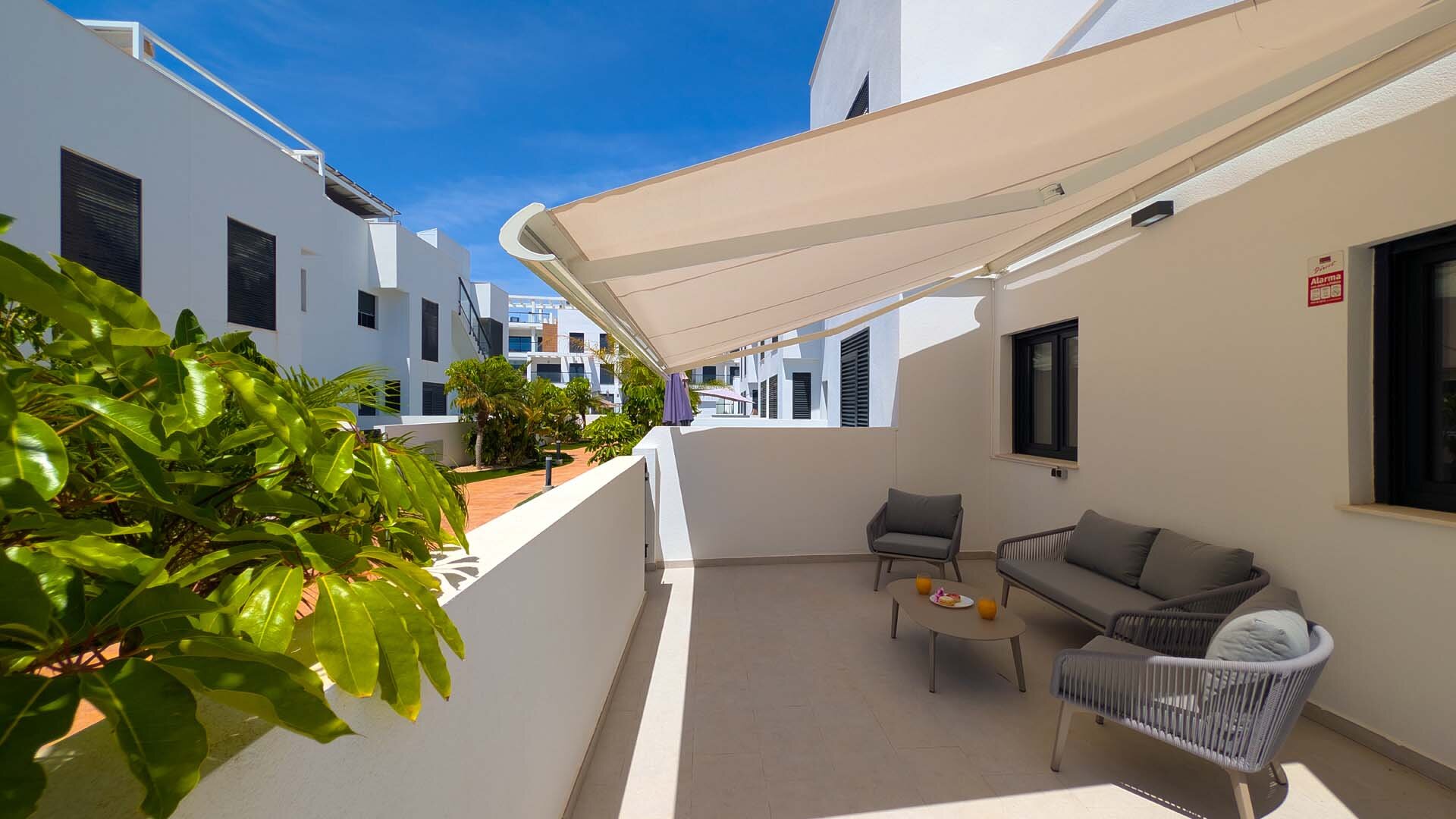 APPARTEMENT DREAM MOMENTS – AVEC JACUZZI SUR UNE TERRASSE ENSOLEILLÉE