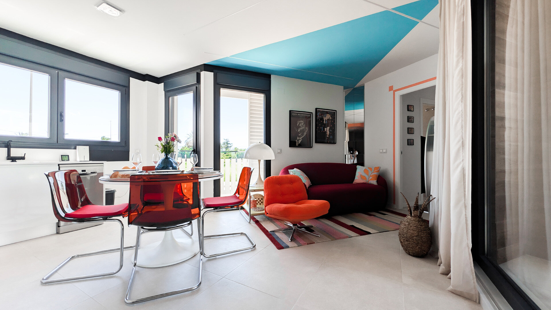 ALMARTE APARTMENT – BEACHFRONT