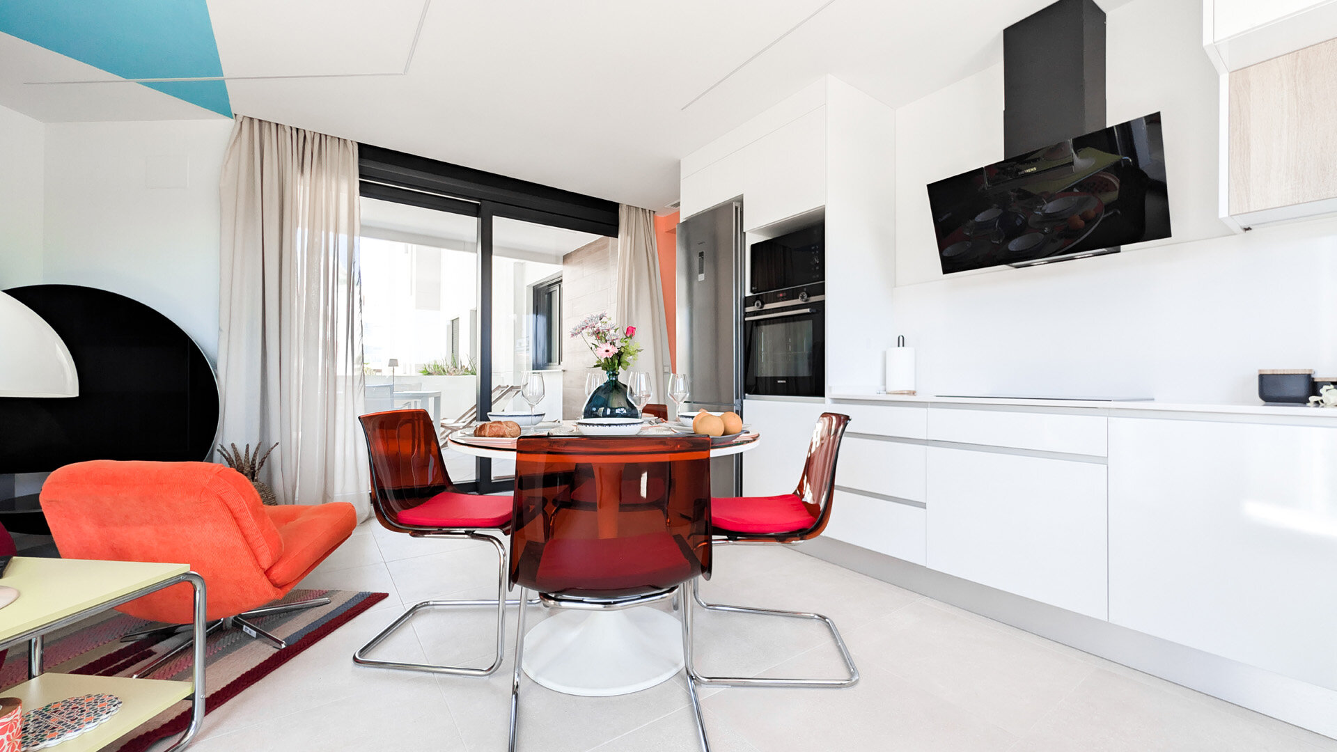 ALMARTE APARTMENT – BEACHFRONT