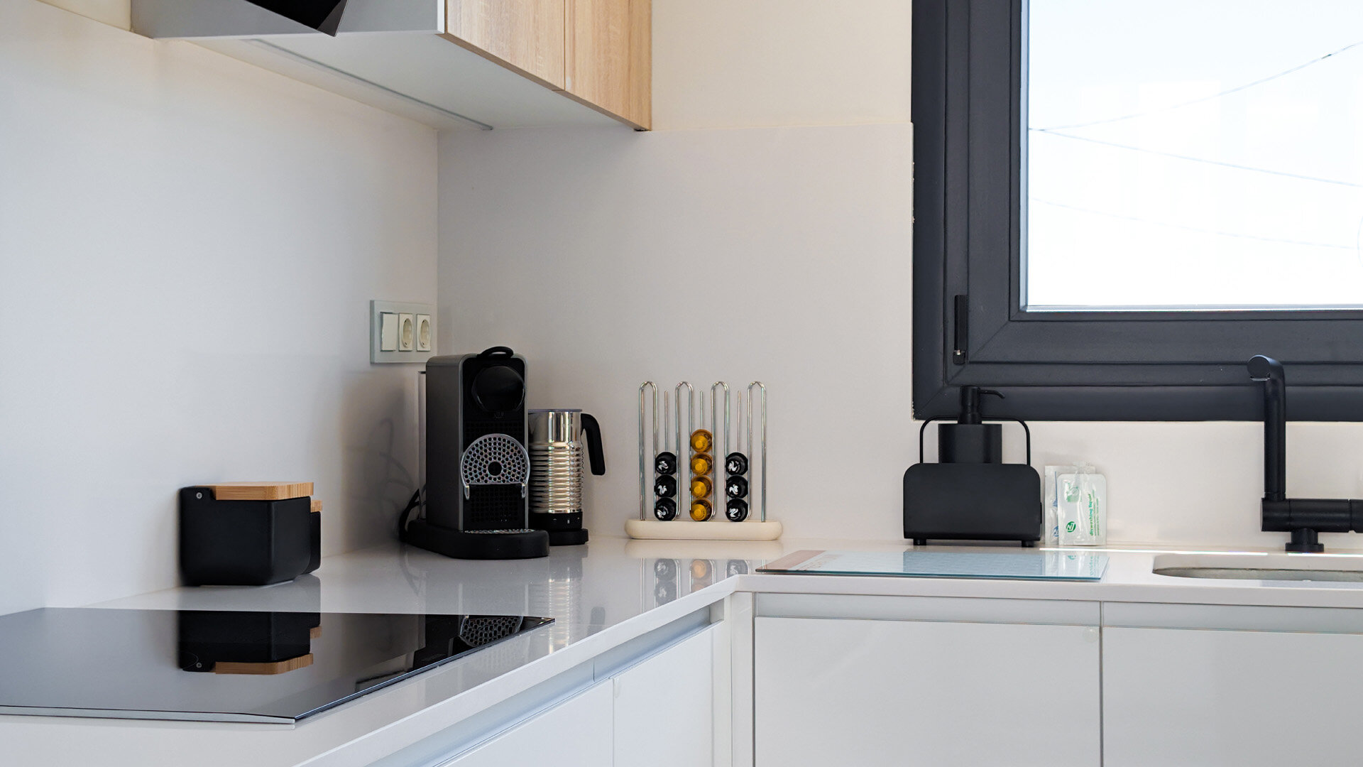 ALMARTE APARTMENT – BEACHFRONT