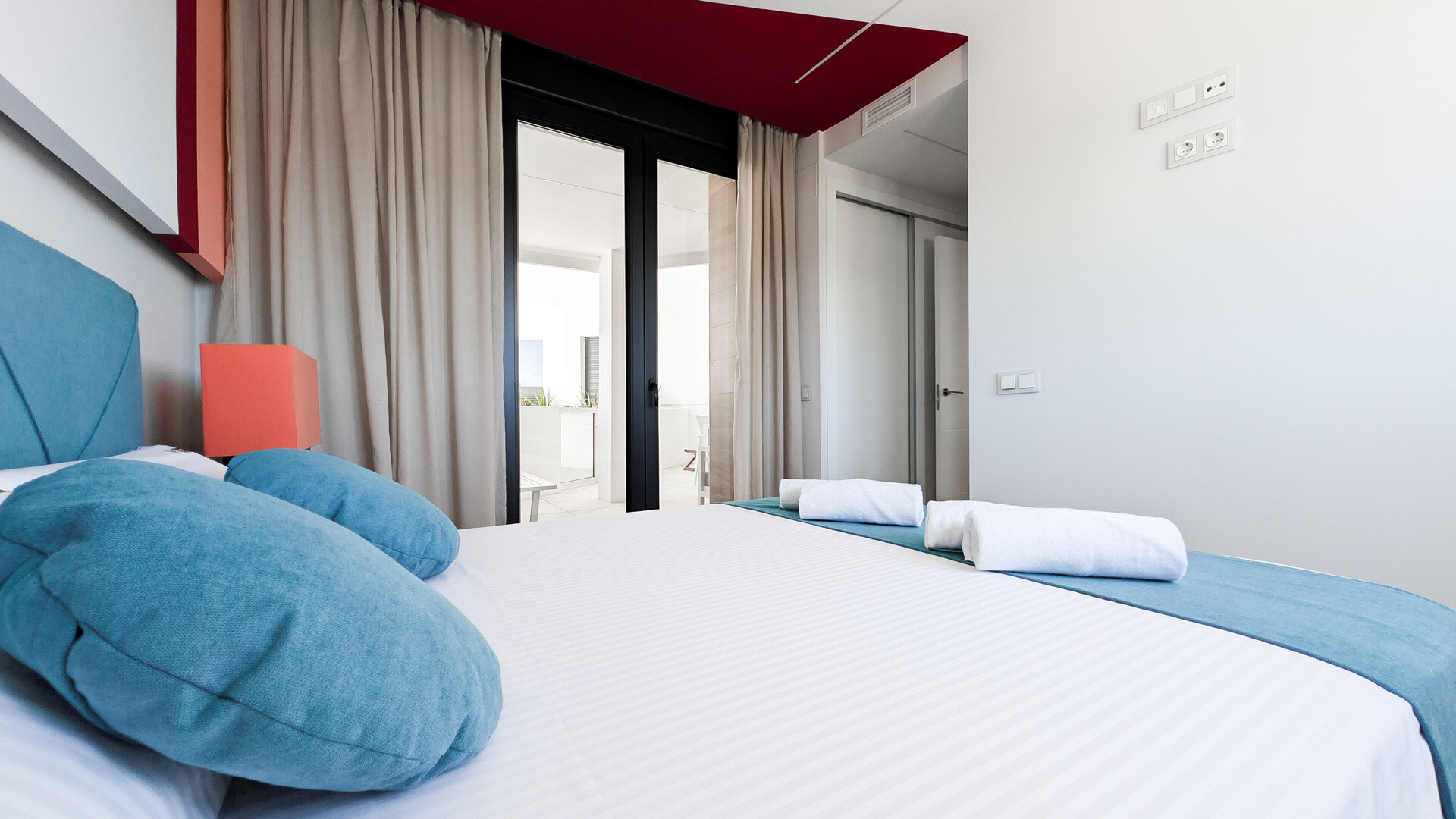 ALMARTE APARTMENT – BEACHFRONT