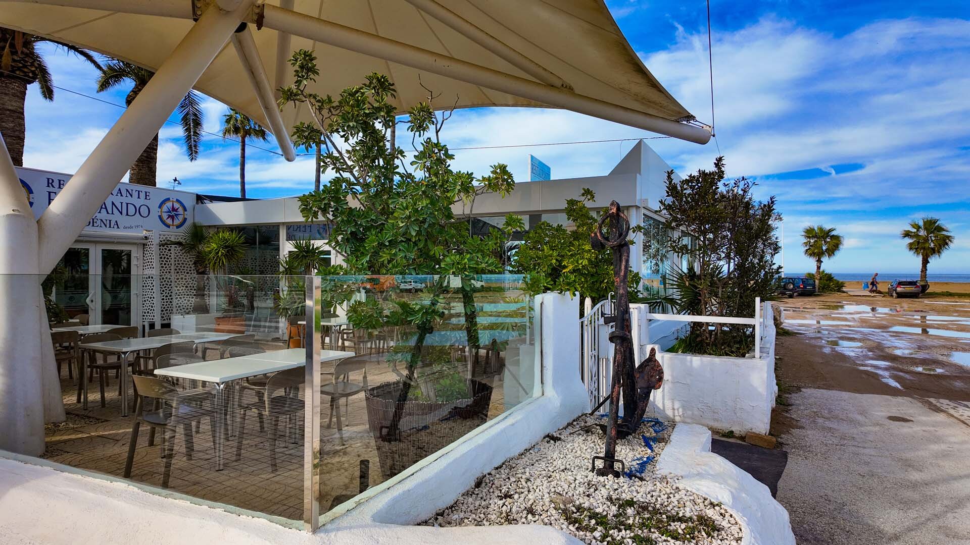 ALMARTE APARTMENT – BEACHFRONT