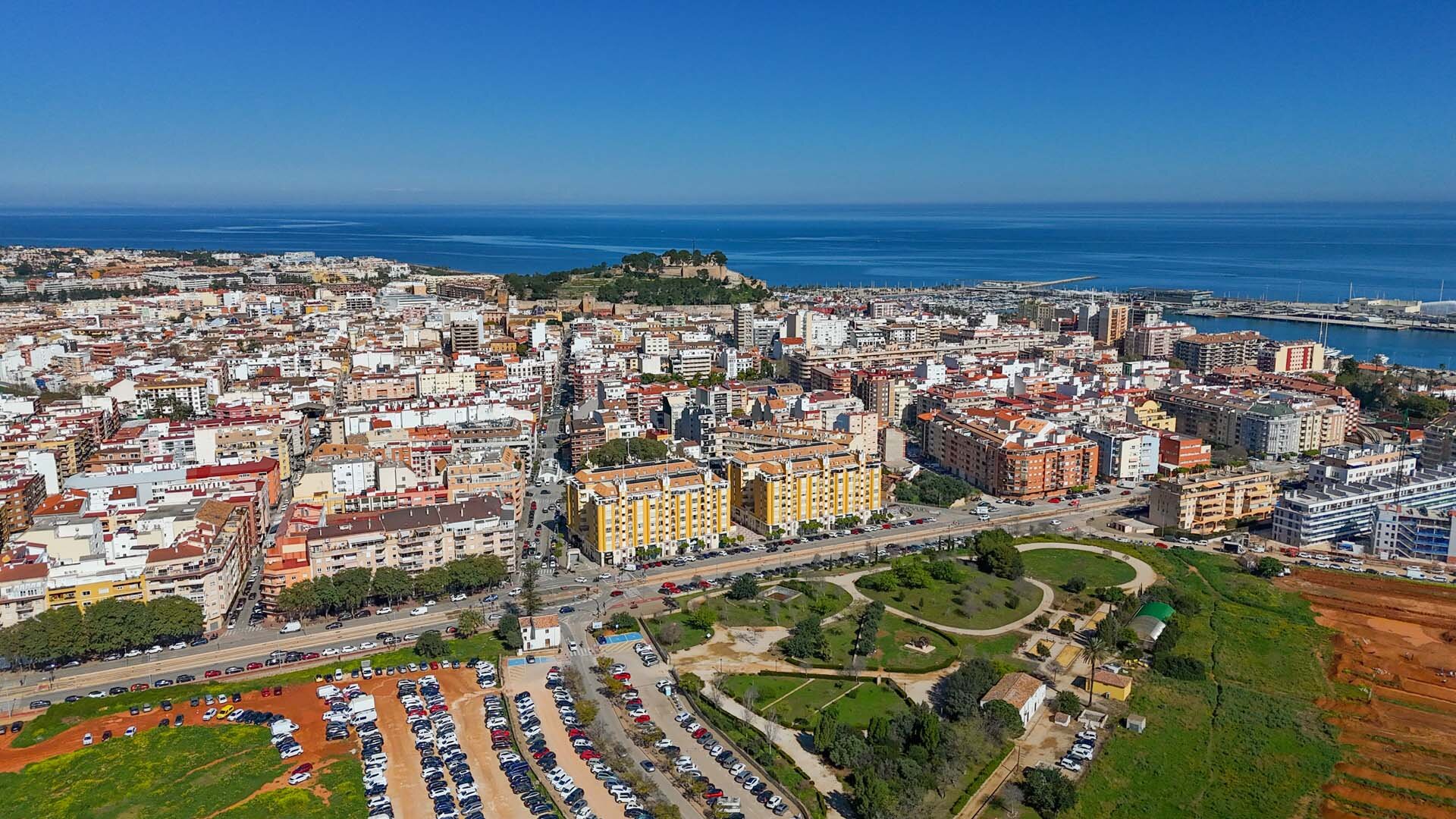 ALMARTE APARTMENT – BEACHFRONT