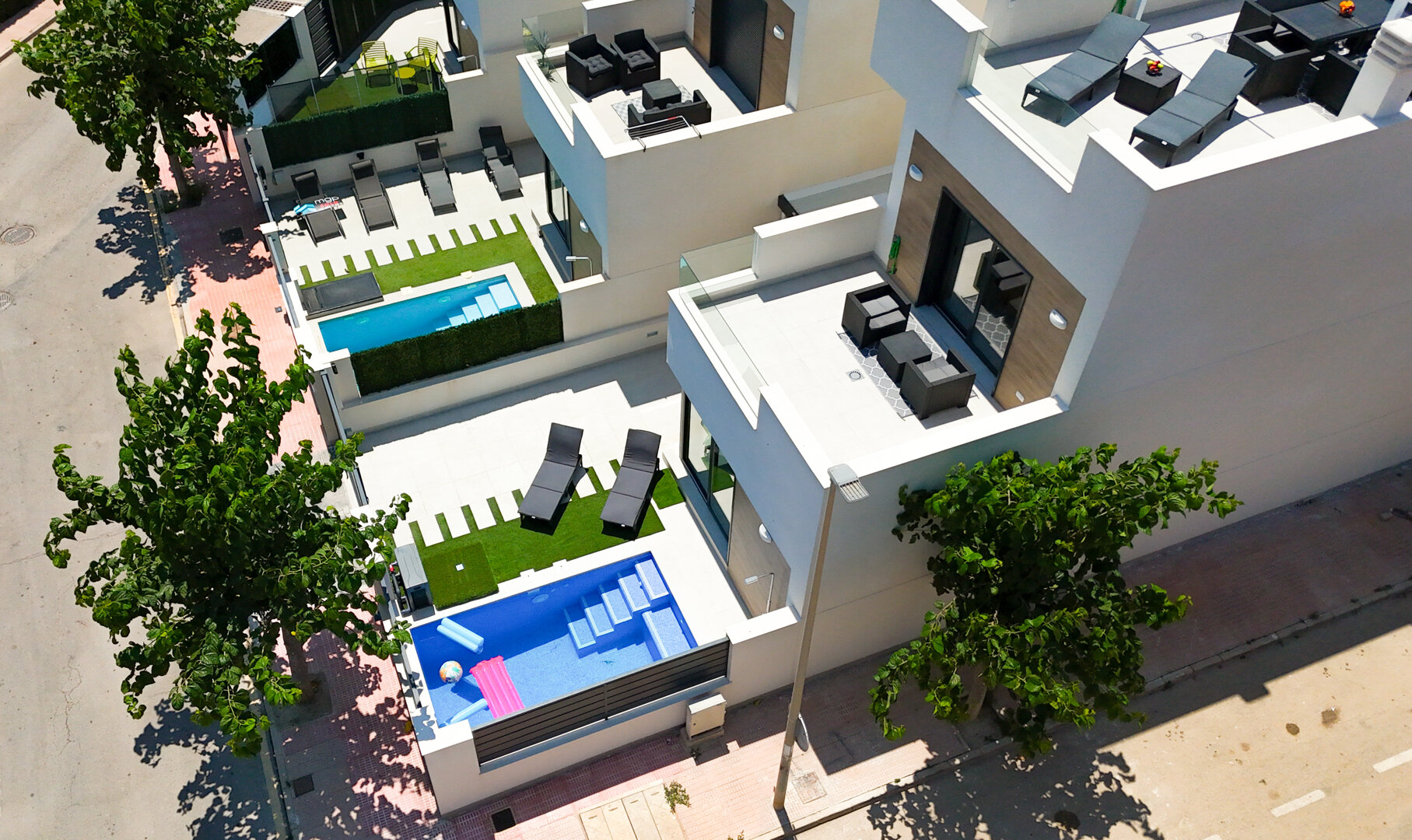 Villa de la Luna with a private heated pool and sea view