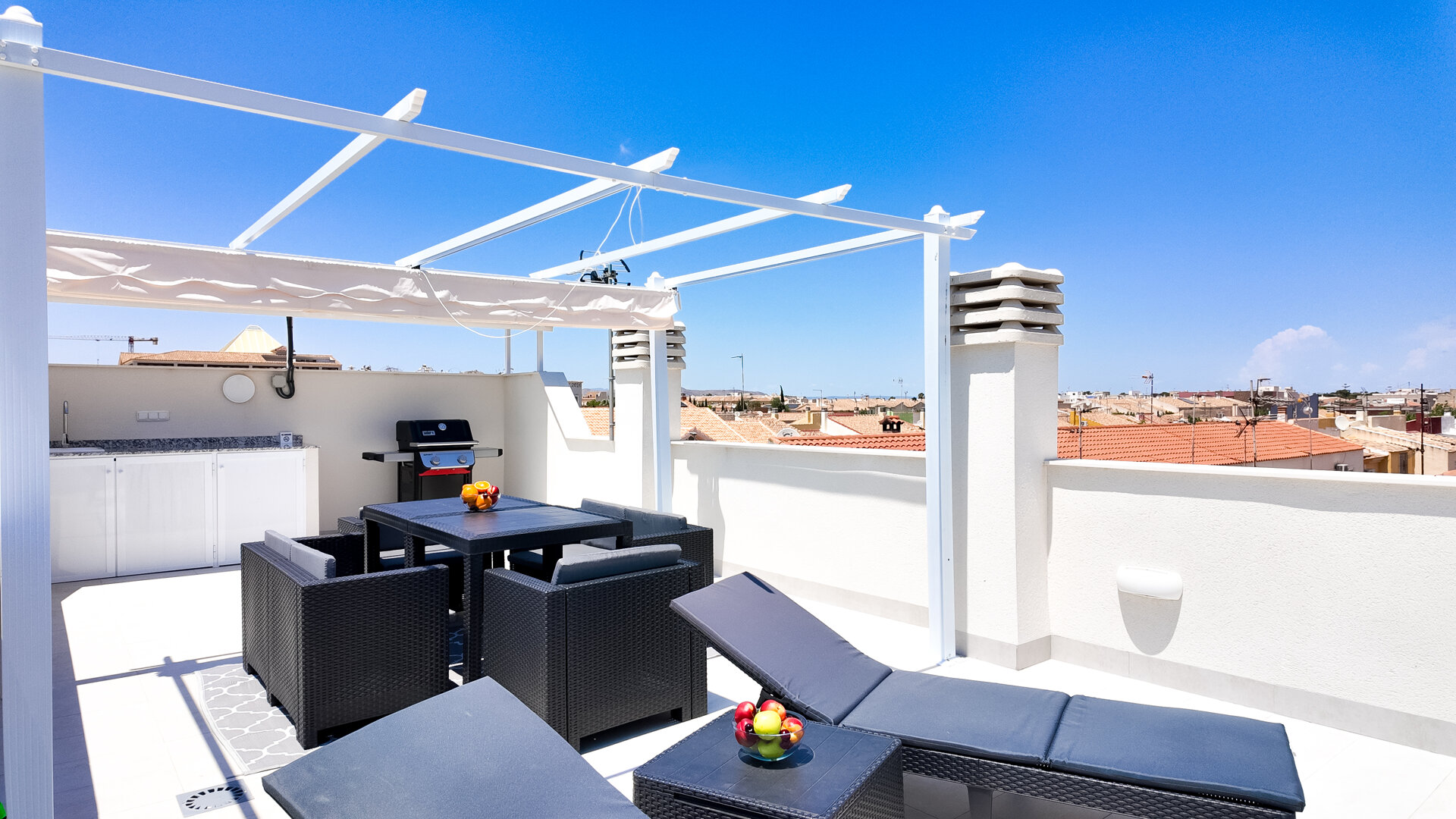 Villa de la Luna with a private heated pool and sea view
