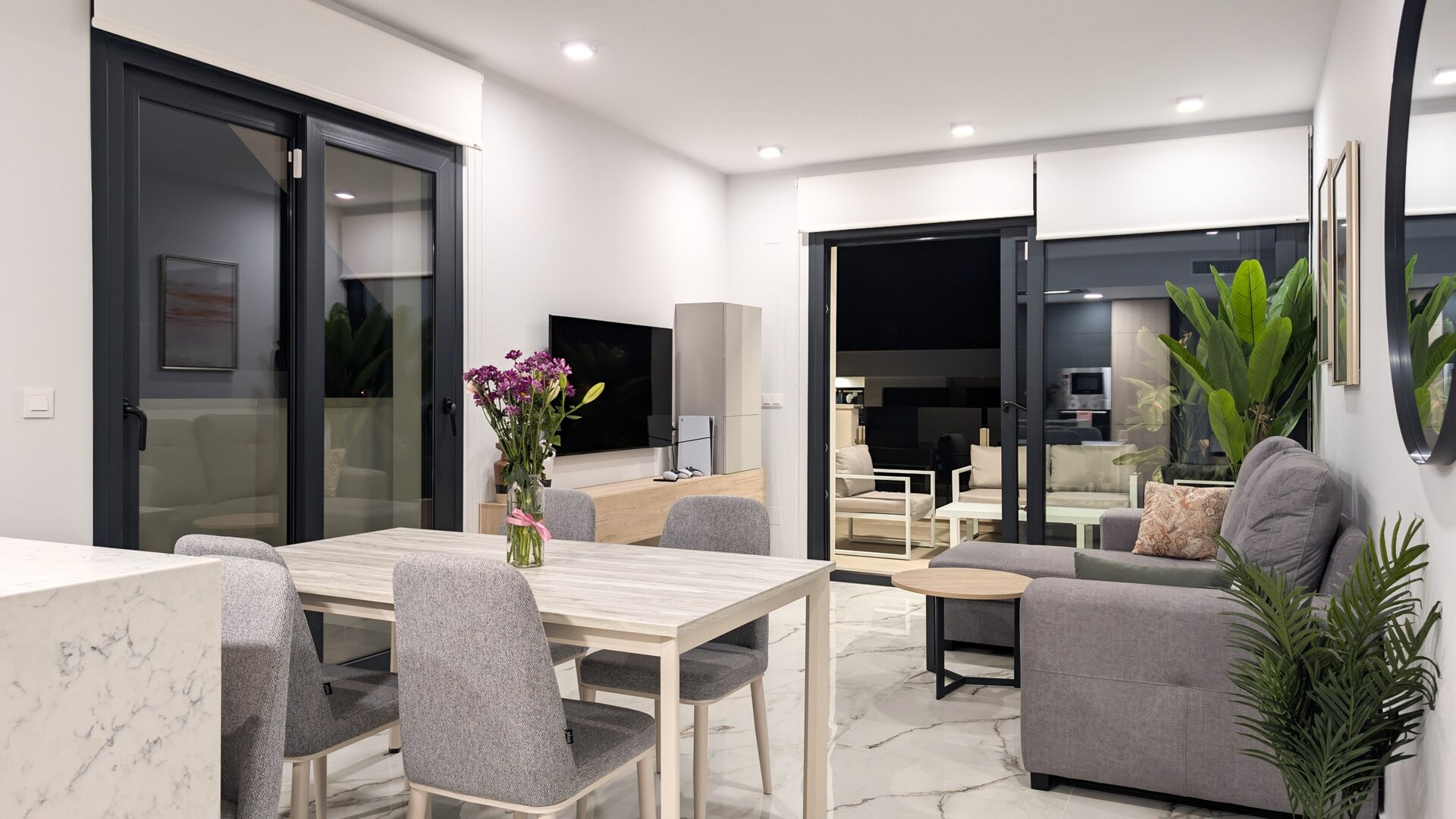 APARTAMENT LA PERLA BLANCA Z SOLARIUM I JACUZZI
