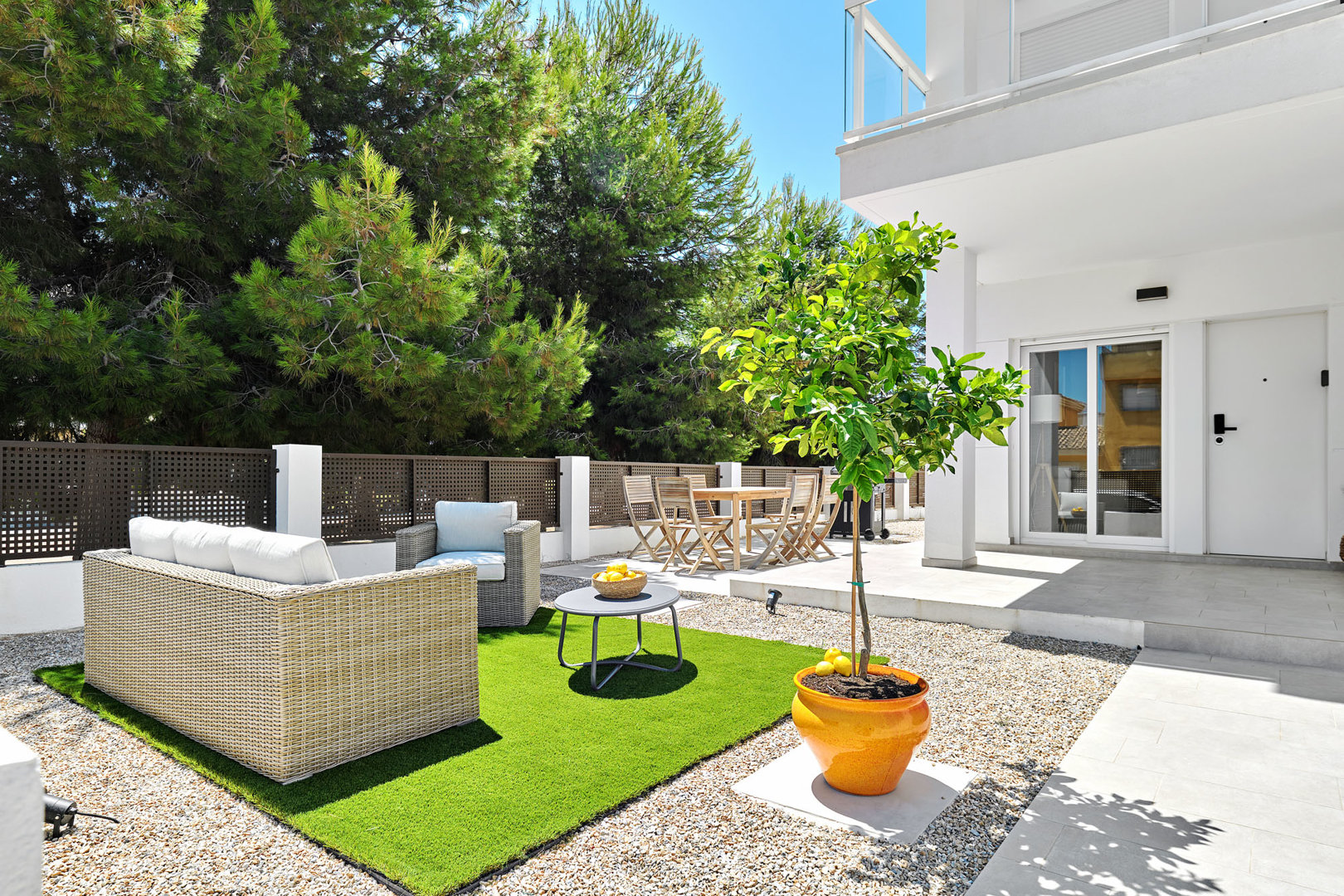 LEMON TREE - with private terrace