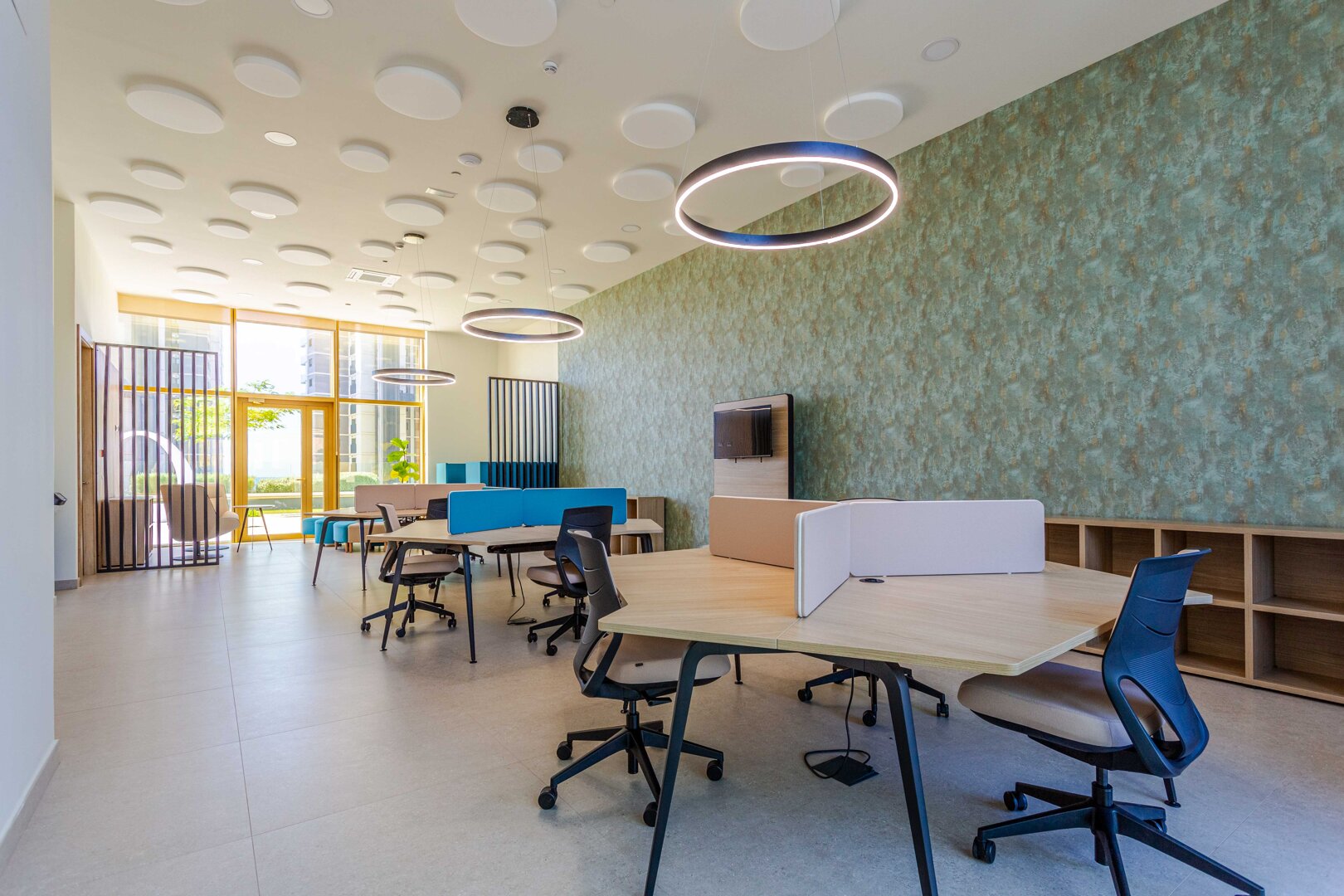 Intempo Apartment 176 - with sea view and a heated pool and jacuzzi