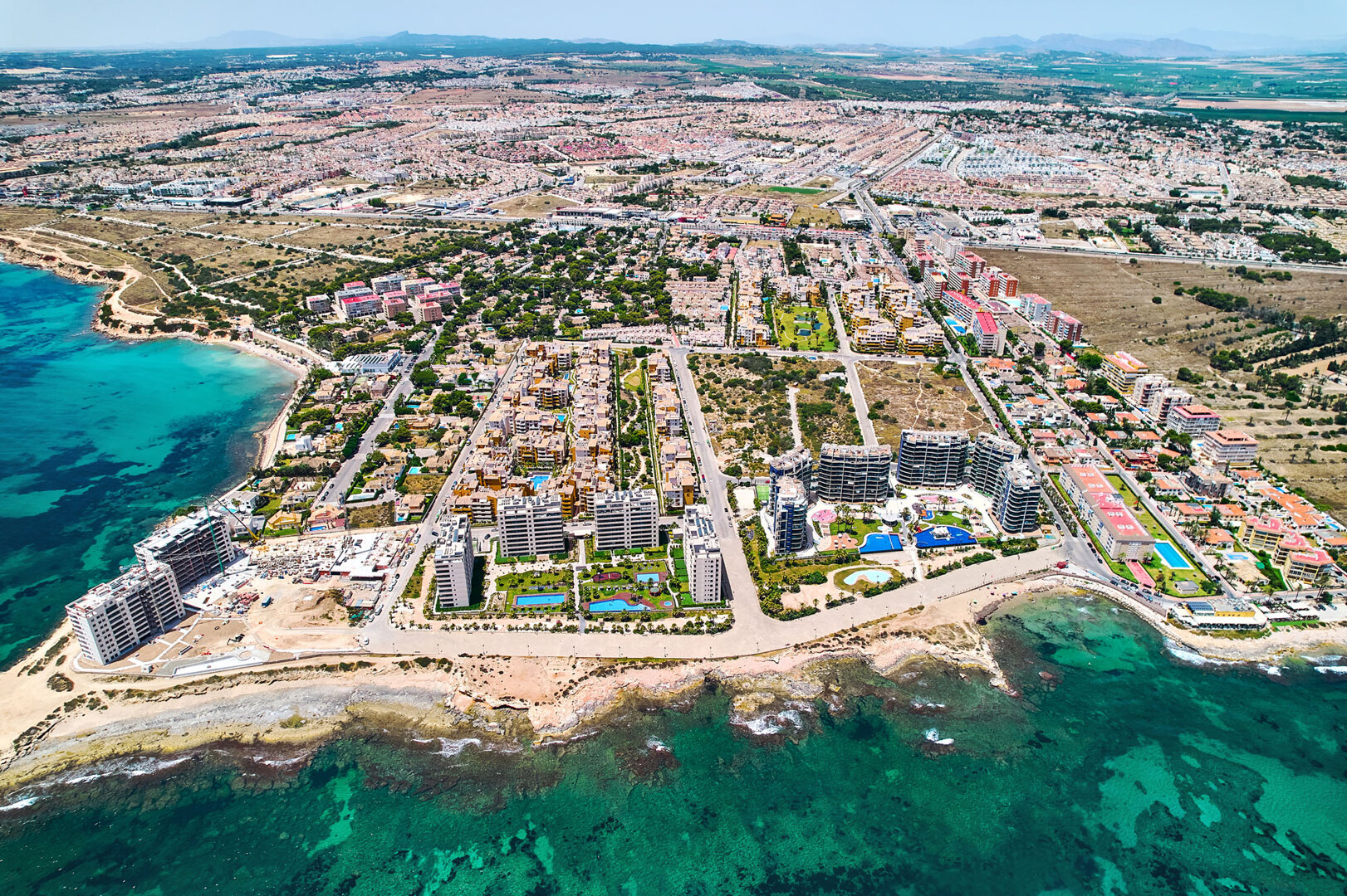 Valonia PREMIUM Apartment, 150 Meter vom Meer entfernt, mit beheiztem Pool.