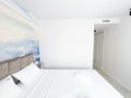 Apartment Vistmar III with a private terrace and garden, 200 meters from the sea