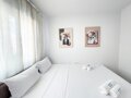 Apartment Vistmar III with a private terrace and garden, 200 meters from the sea