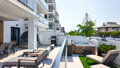 Platinum Apartment 200 m vom Meer mit Jacuzzi auf der Terrasse
