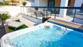 Platinum Apartment 200 m vom Meer mit Jacuzzi auf der Terrasse