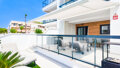 Platinum Apartment 200 m vom Meer mit Jacuzzi auf der Terrasse