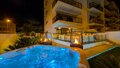 Apartamento Gold - Puro Lujo, a 200 m de la Playa, con Jacuzzi Climatizado y Sauna