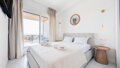 Valonia PREMIUM Apartment, 150 Meter vom Meer entfernt, mit beheiztem Pool.