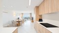 Valonia PREMIUM Apartment, 150 Meter vom Meer entfernt, mit beheiztem Pool.
